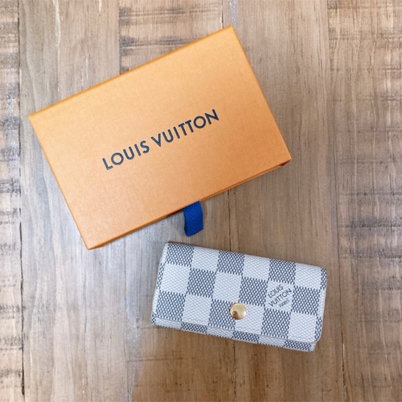 Louis Vuitton N60386  4 KEY HOLDER - Picture 5 of 10